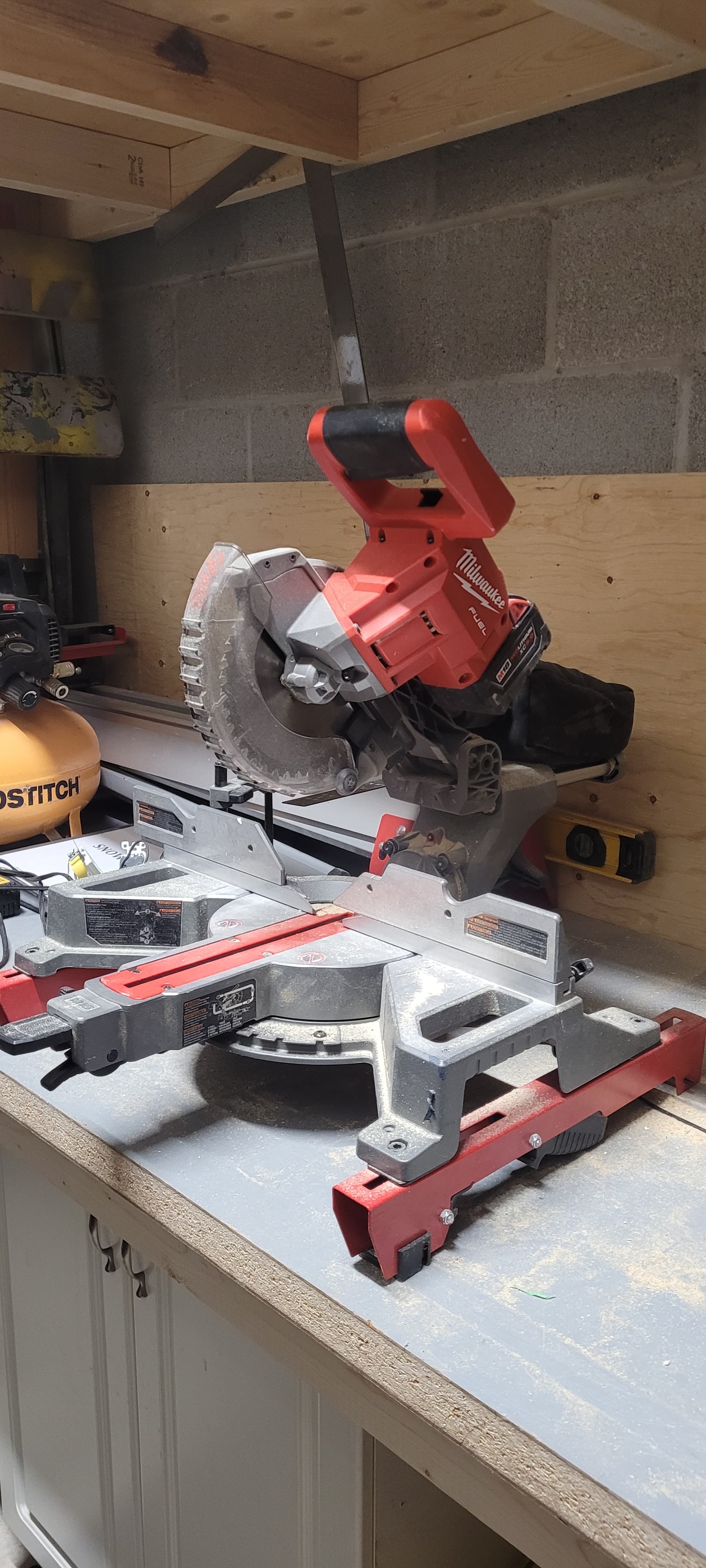 Milwaukee M18 Sliding Bevel Mitre Saw for rent in Richmond Hill, Ontario — toolshare